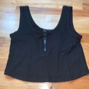 Zip up crop top🖤